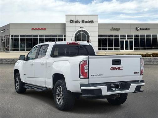 2017 GMC Canyon SLE