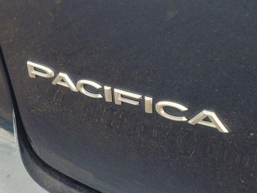 Fathom Blue Pearlcoat 2023 Chrysler Pacifica Touring L