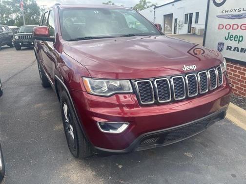 2020 Jeep Grand Cherokee Laredo