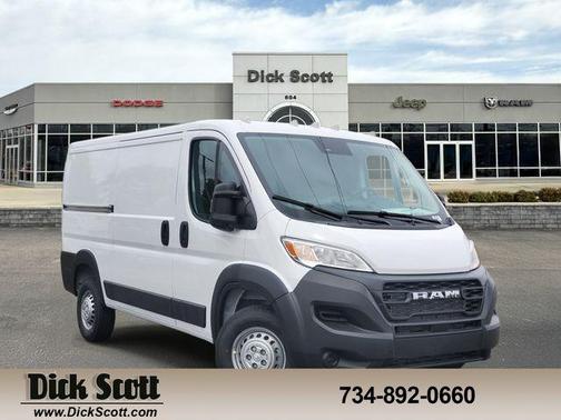 Bright White Clearcoat 2026 RAM ProMaster 1500 Low Roof