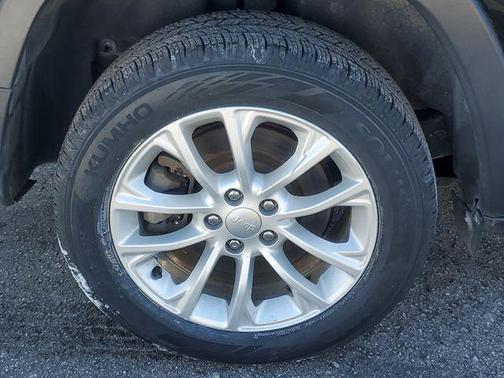 2020 Jeep Cherokee Latitude