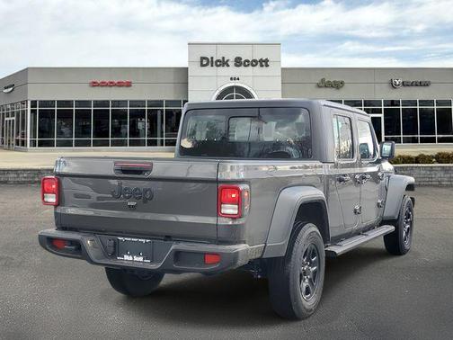 2026 Jeep Gladiator Sport