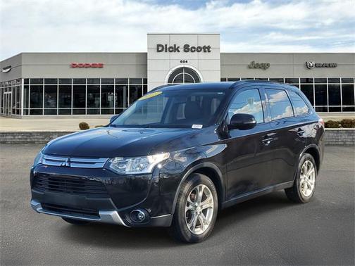 2015 Mitsubishi Outlander SE
