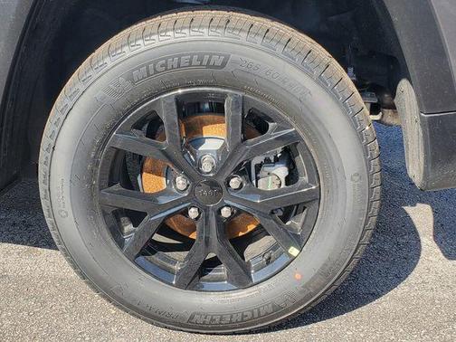 2026 Jeep Grand Cherokee Altitude