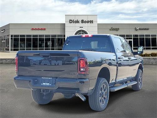 2025 RAM 2500 Big Horn Crew Cab 4x4 6'4' Box