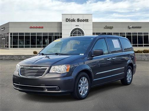 2015 Chrysler Town & Country Touring