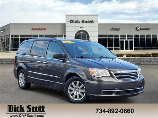 2015 Chrysler Town & Country Touring