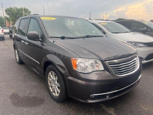 2015 Chrysler Town & Country Touring