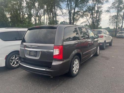 2015 Chrysler Town & Country Touring