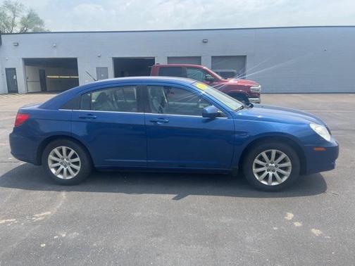2010 Chrysler Sebring Base