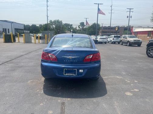 2010 Chrysler Sebring Base