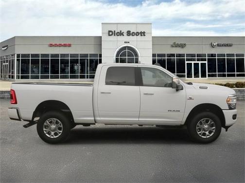 2024 RAM 2500 Laramie Crew Cab 4x4 6'4' Box