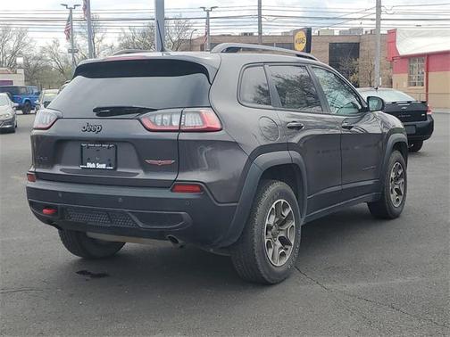2021 Jeep Cherokee Trailhawk