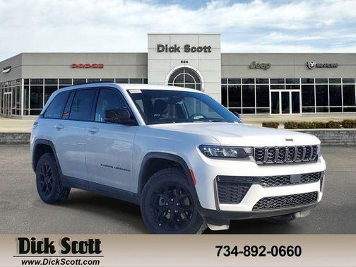 2026 Jeep Grand Cherokee Altitude