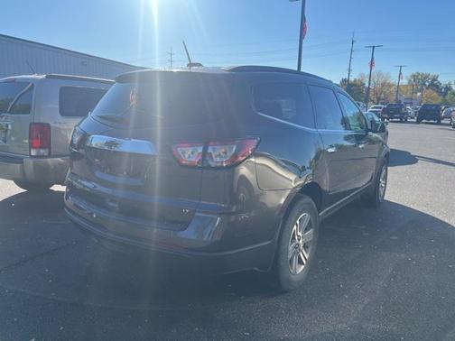 2017 Chevrolet Traverse 2LT