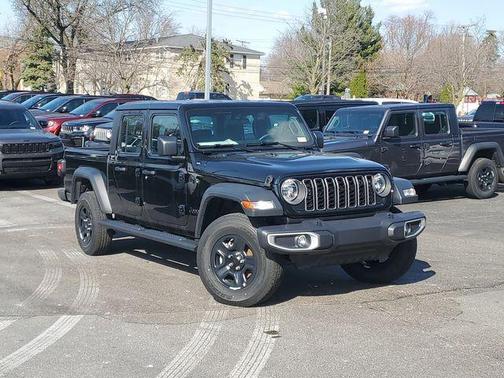 2026 Jeep Gladiator Sport