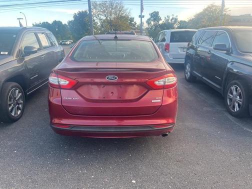 2013 Ford Fusion SE