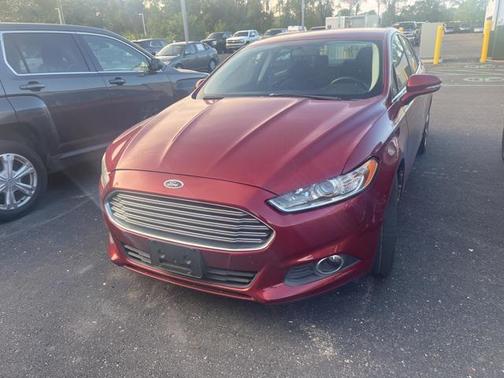 2013 Ford Fusion SE