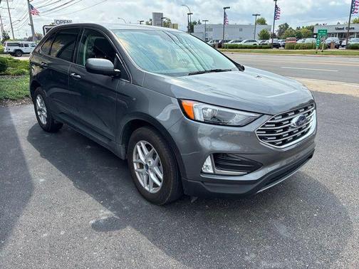 Carbonized Gray Metallic 2022 Ford Edge SEL