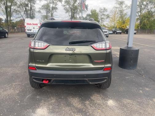 2020 Jeep Cherokee Trailhawk