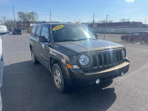 2016 Jeep Patriot Sport