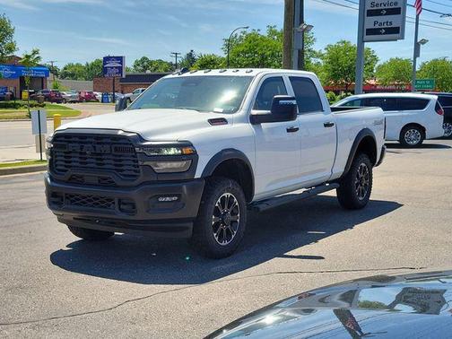 Bright White Clearcoat 2026 RAM 2500 Warlock Crew Cab 4x4 6'4' Box