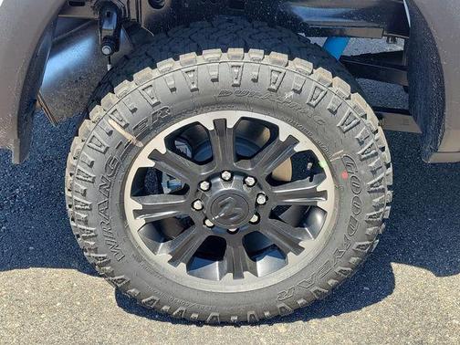 Bright White Clearcoat 2026 RAM 2500 Warlock Crew Cab 4x4 6'4' Box