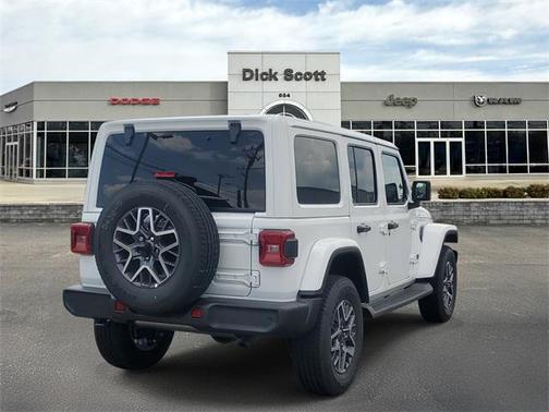 2025 Jeep Wrangler 4-Door Sahara 4x4