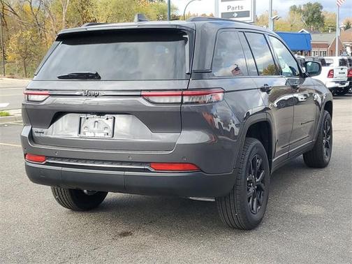 2025 Jeep Grand Cherokee Altitude