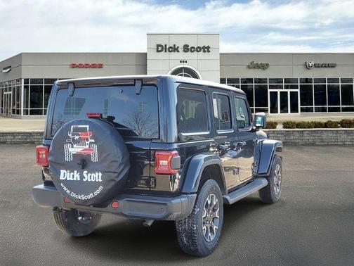 2026 Jeep Wrangler 4-Door Sahara 4x4