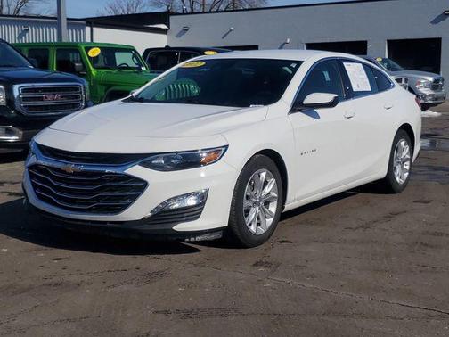 2022 Chevrolet Malibu FWD LT