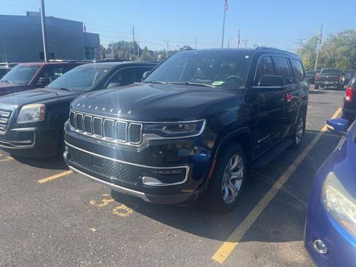 2022 Jeep Wagoneer Series II 4x4