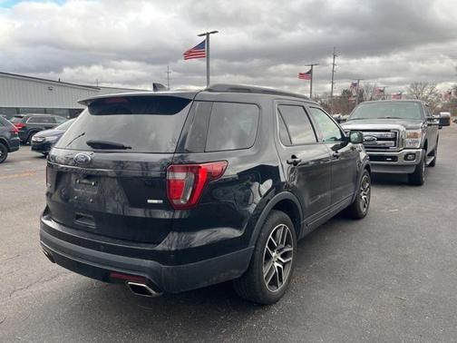 2016 Ford Explorer Sport