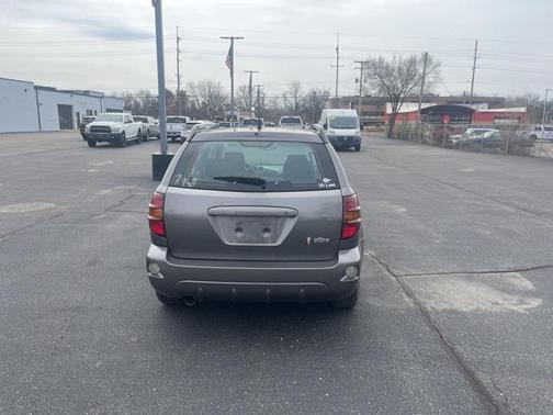 2008 Pontiac Vibe Base