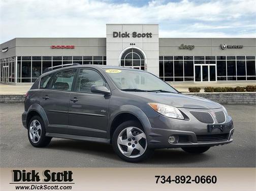 2008 Pontiac Vibe Base