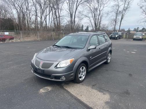 2008 Pontiac Vibe Base