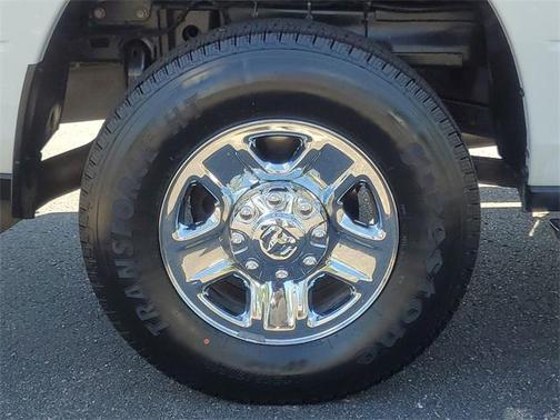 2022 RAM 2500 Tradesman Crew Cab 4x4 6'4' Box