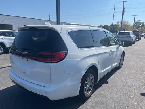 2021 Chrysler Pacifica Touring