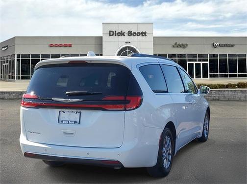 2021 Chrysler Pacifica Touring