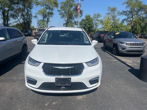 2021 Chrysler Pacifica Touring