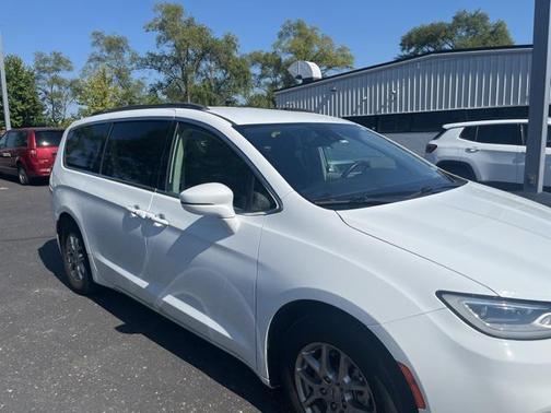 2021 Chrysler Pacifica Touring