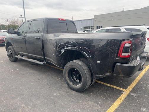 2021 RAM 3500 Big Horn Crew Cab 4x4 8' Box