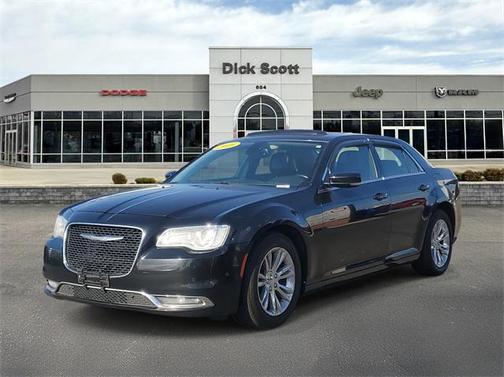 2016 Chrysler 300 S