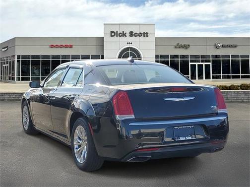 2016 Chrysler 300 S