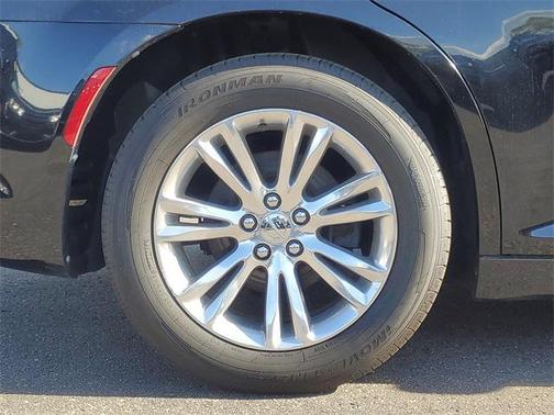 2016 Chrysler 300 S