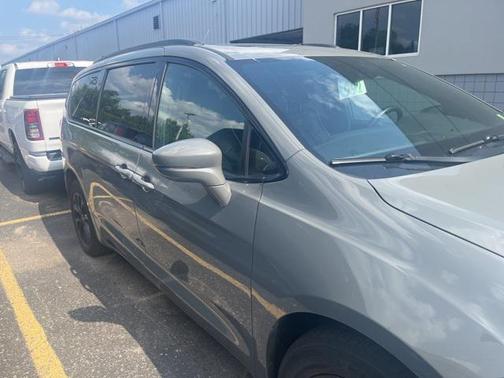 2021 Chrysler Pacifica Limited