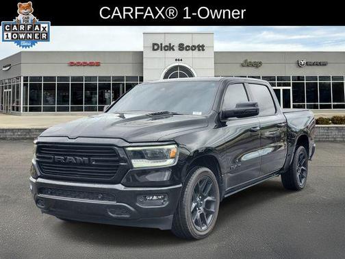 Diamond Black Crystal Pearlcoat 2023 RAM 1500 Laramie