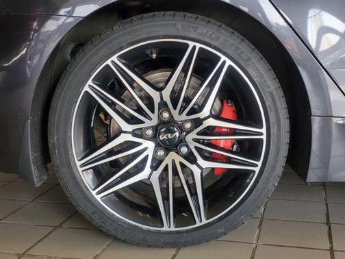 2022 Kia Stinger GT2