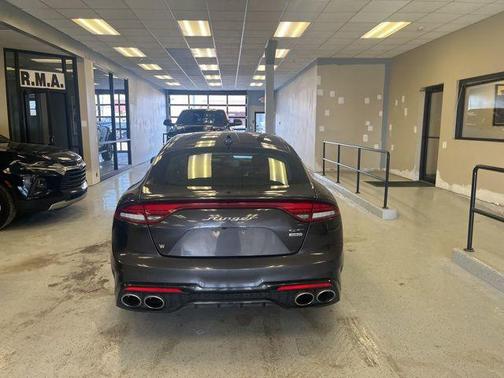 2022 Kia Stinger GT2