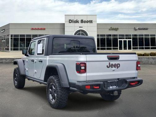Silver Zynith Clearcoat 2023 Jeep Gladiator Rubicon